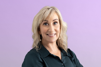 Suzi McAlpine headshot